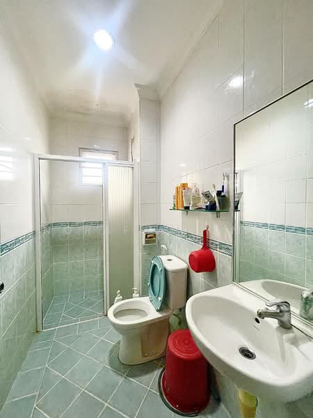 2-storey Terraced House for Sale in Cyberjaya (Selangor) - Norafian SMH - Bathroom - PropertyGuru.com.my