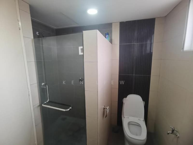 Apartment for Sale at Larkin Residence Phase 2 - Ken Liew - Bathroom - PropertyGuru.com.my