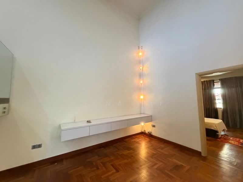 Semi-Detached House for Rent in Taman Redang (Johor Bahru) - Fiona Lai - Bedroom - PropertyGuru.com.my