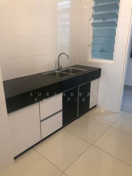 2-storey Terraced House for Sale in Eco Majestic (Semenyih) - Surendran Karapiah - Kitchen - PropertyGuru.com.my