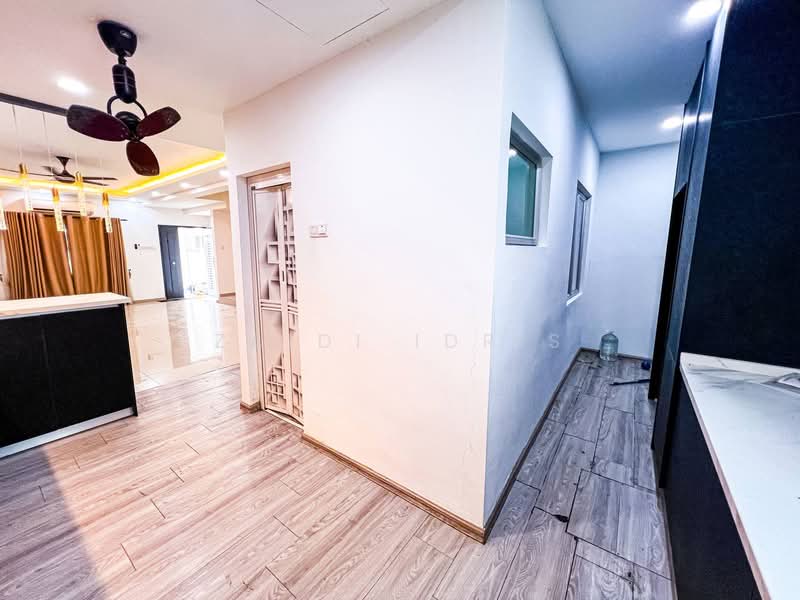 3-storey Terraced House for Sale in Sungai Buloh (Selangor) - Zaidi Idris - Interior - PropertyGuru.com.my