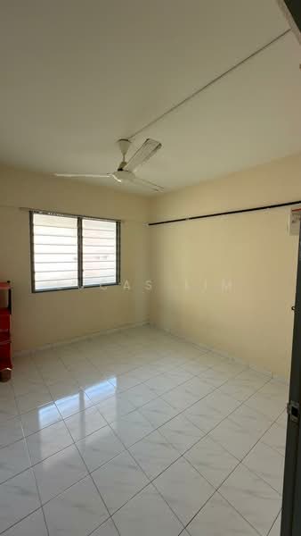 Taman Pekaka Block 33 untuk Untuk Disewa - RM 900 /bulan, Mac 2026 - Interior - PropertyGuru.com.my