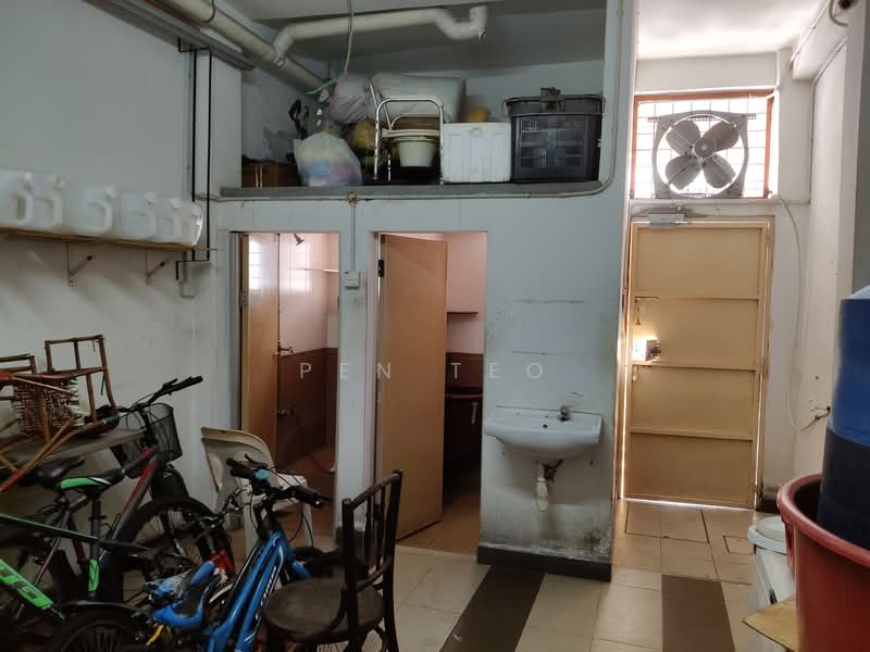 Shop / Office for Rent in Dato Keramat (George Town) - Pen Teo - Back Yard - PropertyGuru.com.my