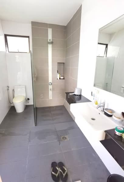 Bungalow for Sale in Johor Bahru (Johor) - SASER TAN. - Bathroom - PropertyGuru.com.my