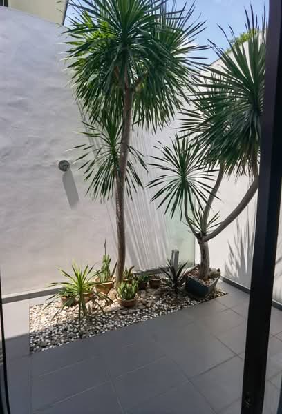 Bungalow for Sale in Johor Bahru (Johor) - SASER TAN. - Garden - PropertyGuru.com.my