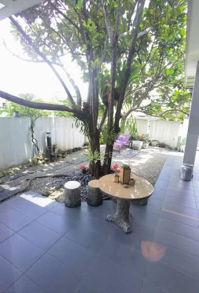 Bungalow for Sale in Johor Bahru (Johor) - SASER TAN. - Garden - PropertyGuru.com.my