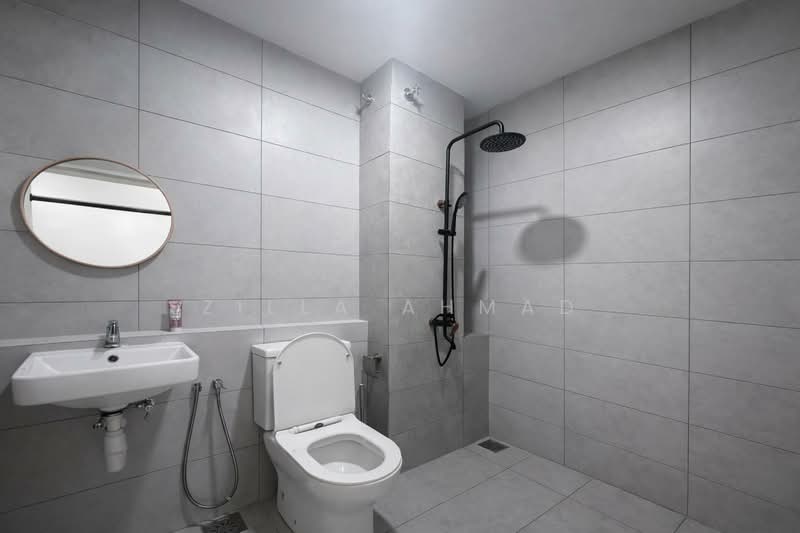 2-storey Terraced House for Rent in Dengkil (Selangor) - Zilla Ahmad - Bathroom - PropertyGuru.com.my