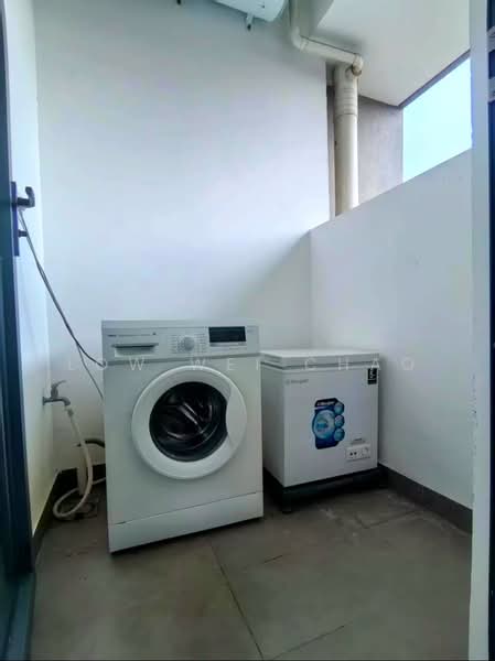 Condominium for Rent at Agile Mont Kiara - Low Wei Chao - Balcony - PropertyGuru.com.my