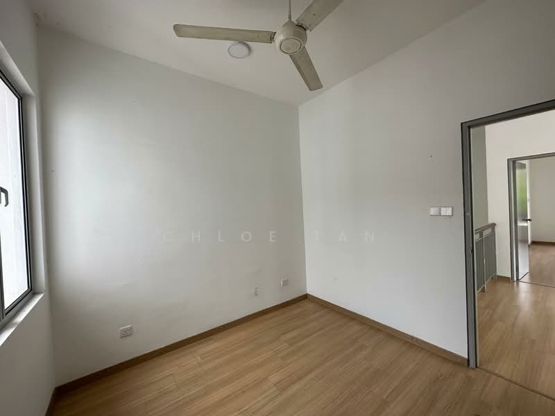 Untuk Disewa - SETIA BAYUEMAS