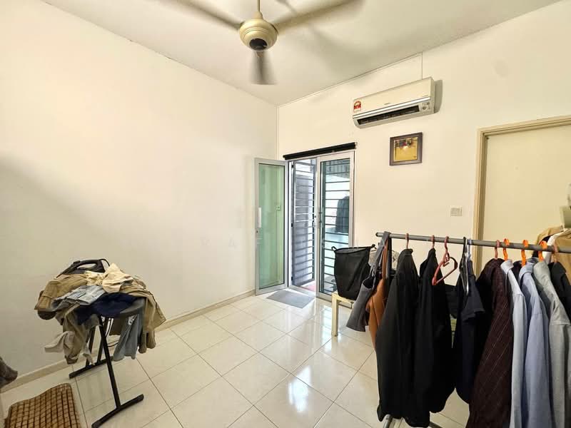 Extended Kitchen Double Storey @ Pulau Angsa U10 Shah Alam - Cheapest untuk Untuk Dijual - RM 585,000, Apr 2026 - PropertyGuru.com.my