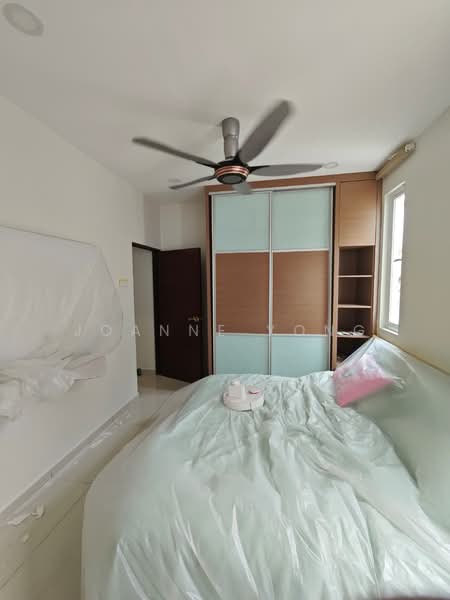 Taman Johor Jaya untuk Untuk Dijual - RM 1,200,000, Mac 2026 - Bedroom - PropertyGuru.com.my