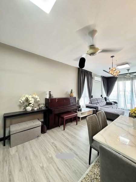 Condominium for Sale at Pinang Heights - Alif Saad - Living Room - PropertyGuru.com.my