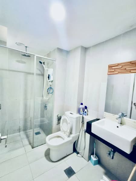 Service Residence for Rent at Eclipse Residence @ Pan'gaea - Kar Hooi - Bathroom - PropertyGuru.com.my