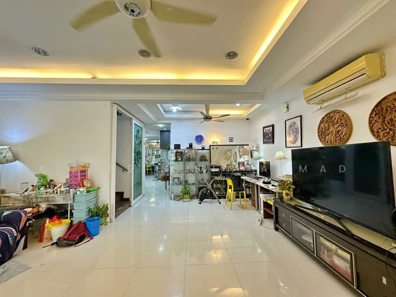 Taman Mutiara Indah untuk Untuk Dijual - RM 1,050,000, Mac 2026 - Living Room - PropertyGuru.com.my