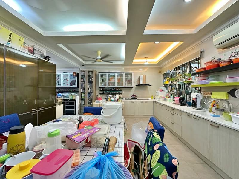 Taman Mutiara Indah untuk Untuk Dijual - RM 1,050,000, Mac 2026 - Kitchen - PropertyGuru.com.my