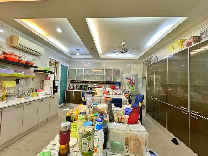Taman Mutiara Indah untuk Untuk Dijual - RM 1,050,000, Mac 2026 - Kitchen - PropertyGuru.com.my