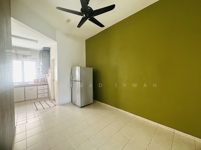 Botani palma, Bandar Seri Botani untuk Untuk Dijual - RM 370,000, Mac 2026 - Kitchen - PropertyGuru.com.my