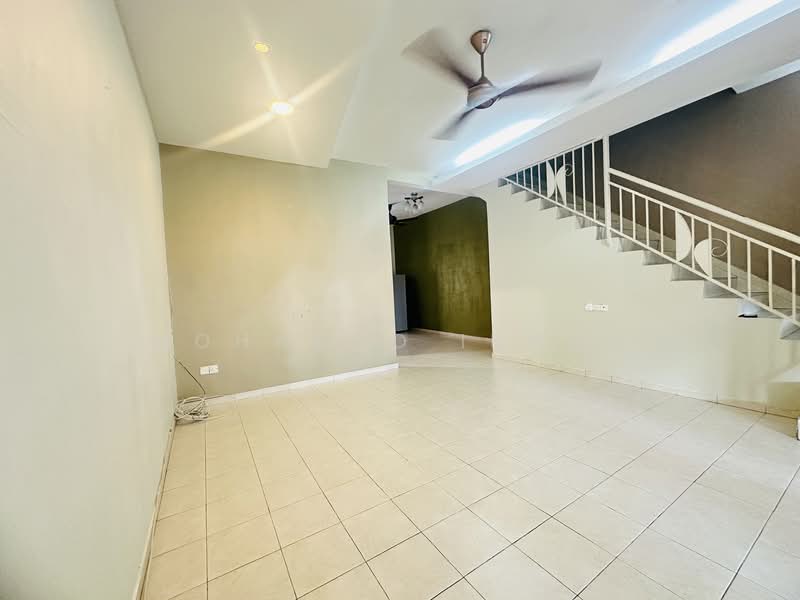 Botani palma, Bandar Seri Botani untuk Untuk Dijual - RM 370,000, Mac 2026 - Living Room - PropertyGuru.com.my