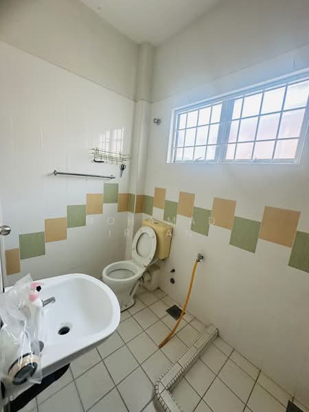Botani palma, Bandar Seri Botani untuk Untuk Dijual - RM 370,000, Mac 2026 - Bathroom - PropertyGuru.com.my