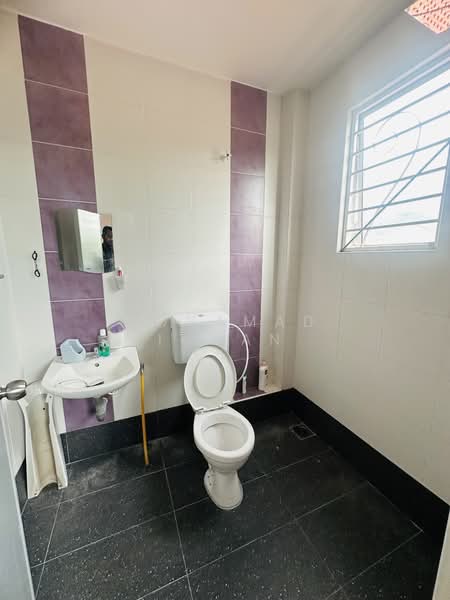 Botani palma, Bandar Seri Botani untuk Untuk Dijual - RM 370,000, Mac 2026 - Bathroom - PropertyGuru.com.my