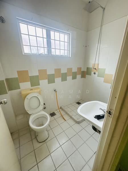 Botani palma, Bandar Seri Botani untuk Untuk Dijual - RM 370,000, Mac 2026 - Bathroom - PropertyGuru.com.my