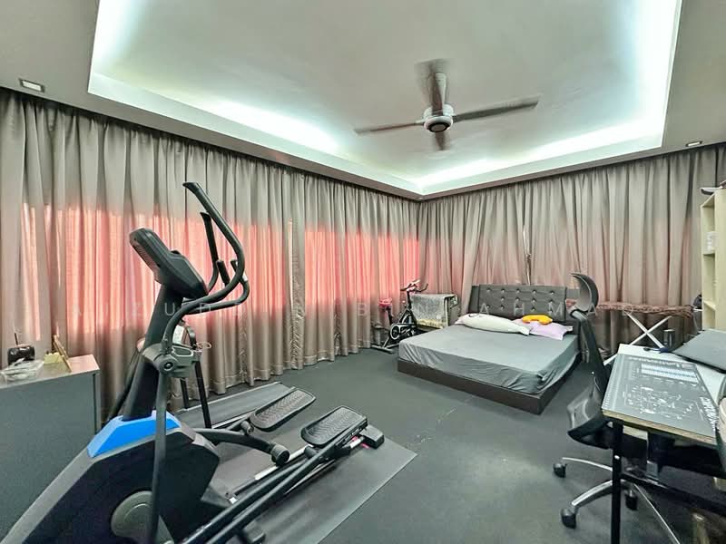 Bungalow for Sale in Puchong (Selangor) - Aizuddin bin Ahmad - Bedroom - PropertyGuru.com.my