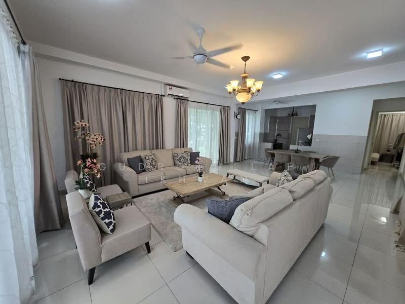 Rumah Teres 3 Tingkat untuk Dijual di Cyber 11 (Cyberjaya) - Gudrotullah Ikhwan - Living Room - PropertyGuru.com.my
