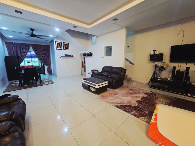 Taman Warisan Puteri untuk Untuk Dijual - RM 400,000, Mac 2026 - Living Room - PropertyGuru.com.my