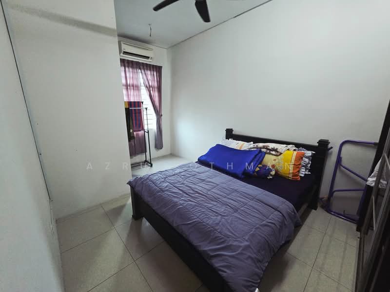 Taman Warisan Puteri untuk Untuk Dijual - RM 400,000, Mac 2026 - Bedroom - PropertyGuru.com.my