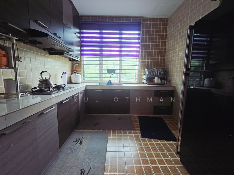 Taman Warisan Puteri untuk Untuk Dijual - RM 400,000, Mac 2026 - Kitchen - PropertyGuru.com.my