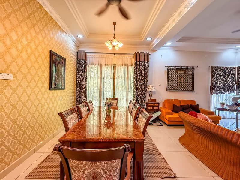 Semi-Detached House for Sale in Saujana Impian (Kajang) - Gudrotullah Ikhwan - Dining Room - PropertyGuru.com.my