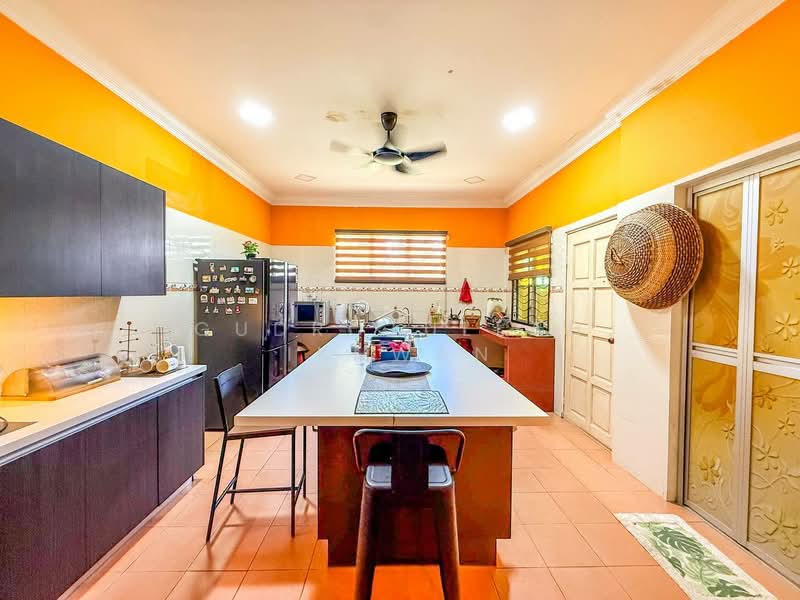 Semi-Detached House for Sale in Saujana Impian (Kajang) - Gudrotullah Ikhwan - Kitchen - PropertyGuru.com.my