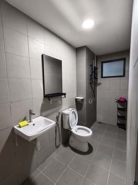 Service Residence for Rent at Residensi Bukit Tiara - Ken Lim - Living Bathroom - PropertyGuru.com.my