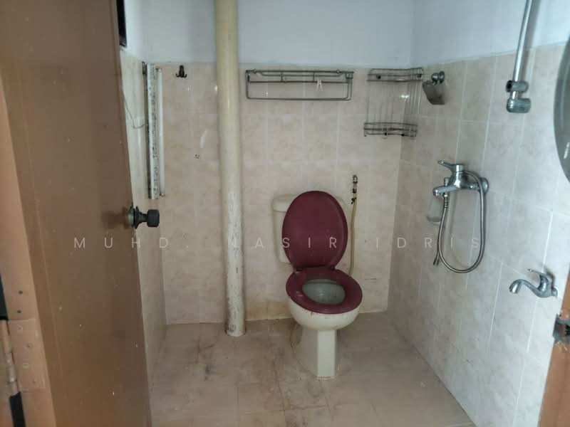 Taman Damai Indah untuk Untuk Dijual - RM 600,000, Mac 2026 - Bathroom - PropertyGuru.com.my