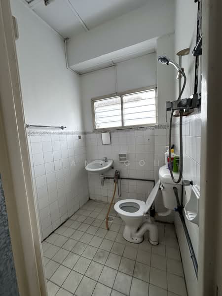 Bandar Tun Hussein Onn untuk Untuk Disewa - RM 2,100 /bulan, Mac 2026 - Bathroom - PropertyGuru.com.my