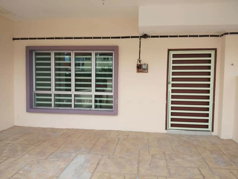 2-storey Terraced House for Sale in Taman Pelangi Semenyih (Semenyih) - Kent Chong - Exterior - PropertyGuru.com.my