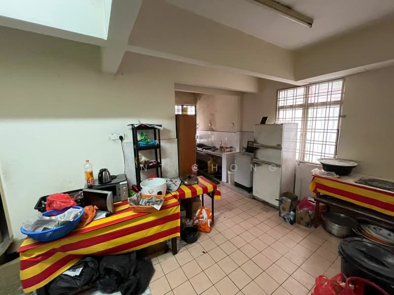 Bungalow for Sale in Taman Tasik Semenyih (Semenyih) - Kent Chong - Kitchen - PropertyGuru.com.my