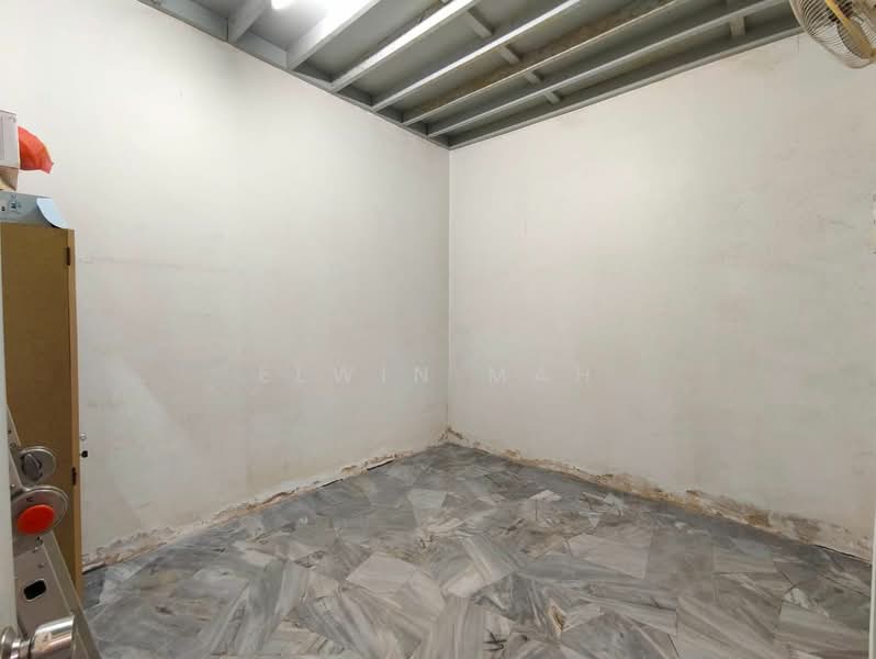 1-storey Terraced House for Sale in Taman Sri Hijau (Rawang) - Elwin Mah - Interior - PropertyGuru.com.my