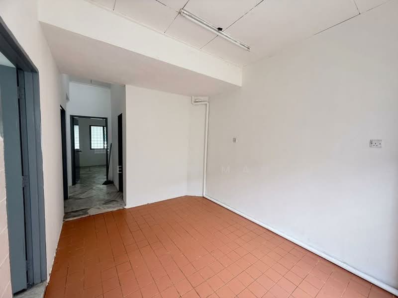 1-storey Terraced House for Sale in Taman Velox (Rawang) - Elwin Mah - Interior - PropertyGuru.com.my