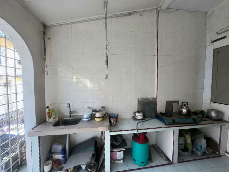 Taman Puteri Wangsa untuk Untuk Disewa - RM 1,600 /bulan, Mac 2026 - Kitchen - PropertyGuru.com.my