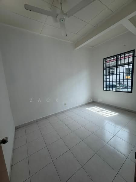 1-storey Terraced House for Sale in Taman Bestari Indah (Ulu Tiram) - Zack Chow - Interior - PropertyGuru.com.my