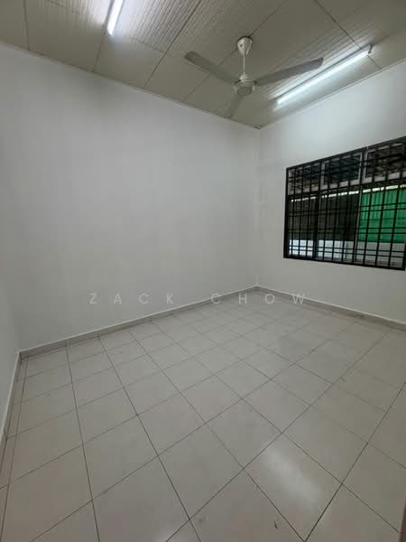1-storey Terraced House for Sale in Taman Bestari Indah (Ulu Tiram) - Zack Chow - Interior - PropertyGuru.com.my
