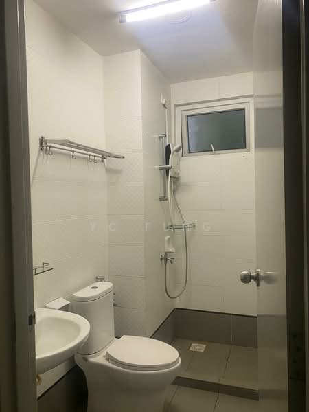 Service Residence for Sale at Seasons Amara Larkin - YC Fung - Bathroom - PropertyGuru.com.my