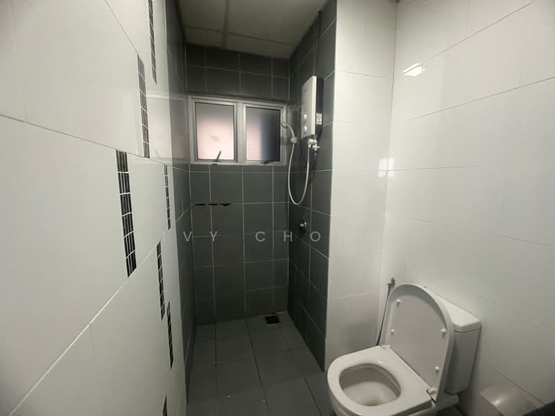 Condominium for Rent at The Wharf Residence - Ivy Chong - Bathroom - PropertyGuru.com.my