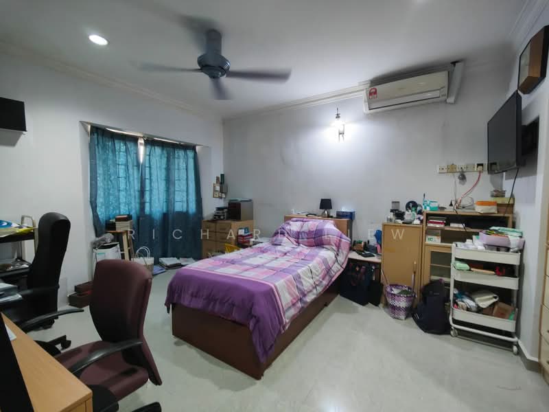 2-storey Terraced House for Sale in SS2 (Petaling Jaya) - Richard Liew - Bedroom - PropertyGuru.com.my