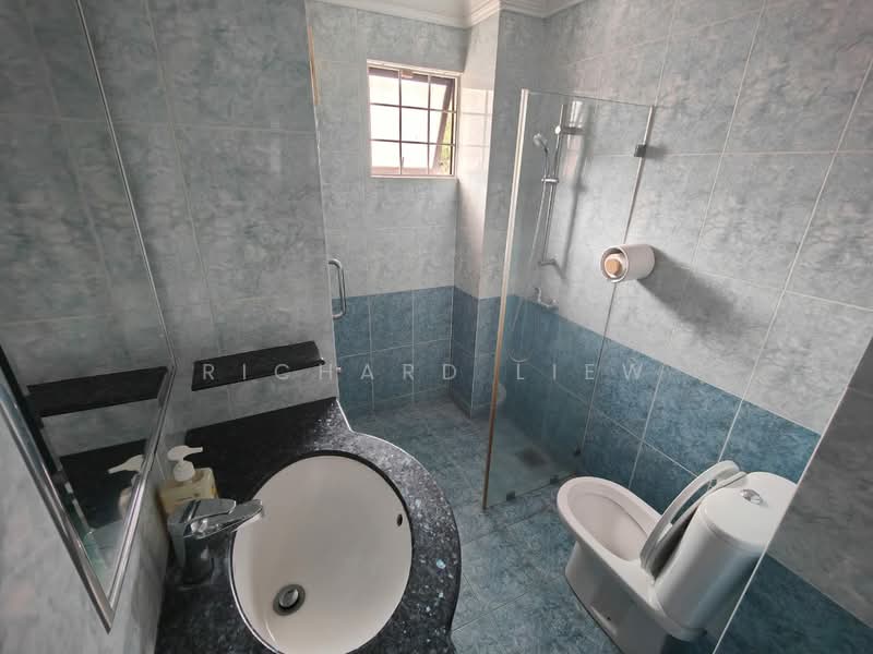 2-storey Terraced House for Sale in SS2 (Petaling Jaya) - Richard Liew - Bathroom - PropertyGuru.com.my