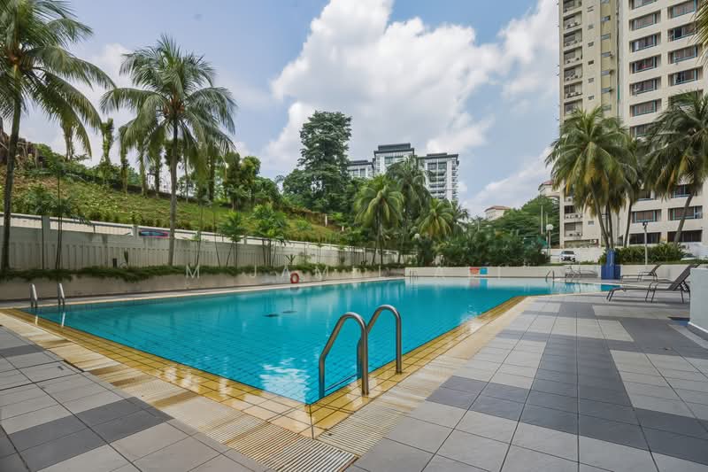 Faber Heights untuk Untuk Dijual - RM 580,000, Mac 2026 - Pool - PropertyGuru.com.my