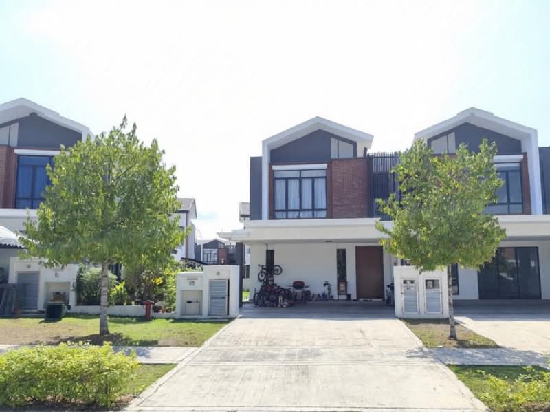 2-storey Terraced House for Sale in Bandar Gamuda Gardens (Rawang) - Allen . - Exterior - PropertyGuru.com.my