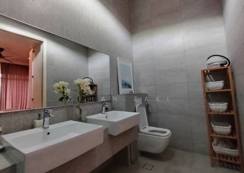 Terraced House for Sale in Cyberjaya (Selangor) - Zehan Zaki - Bathroom - PropertyGuru.com.my