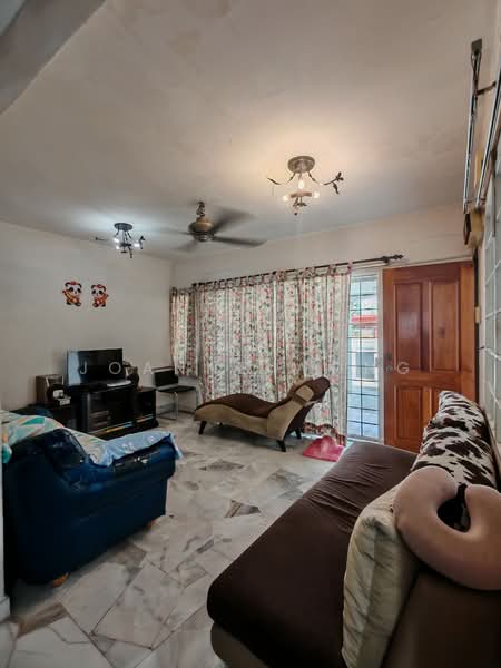 Terraced House for Sale in Bandar Kinrara Seksyen 5 (Bandar Kinrara) - Joanne Wong - Living Room - PropertyGuru.com.my